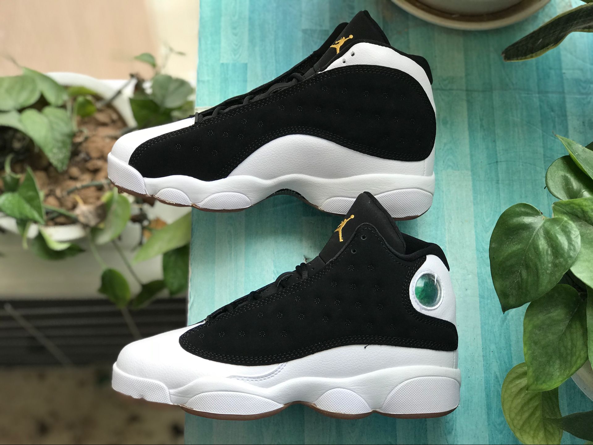 Nike Air Jordan 13 City Of Flight Gs Size Gum Black Gold White Girls 439358 021 7 - www.kickbulk.co